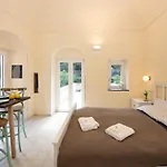 Casa Claudia アパート ラヴェッロ