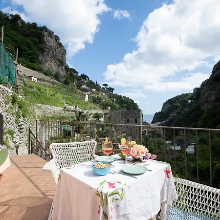 Casa Claudia アパート