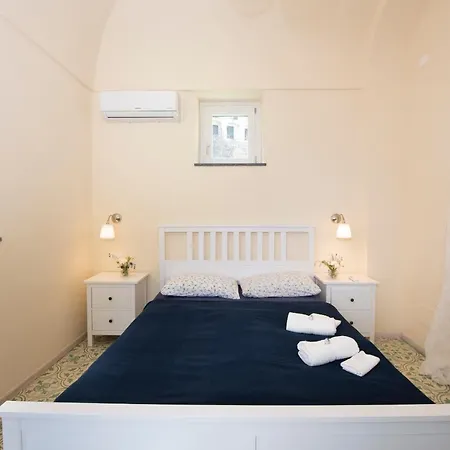 Casa Claudia アパート *