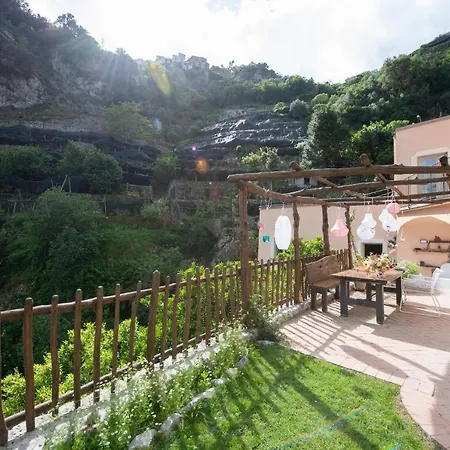 Casa Claudia ラヴェッロ